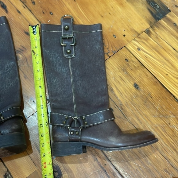 BCBG Maxazria Western Style Brown Leather Boots size 8 - Picture 11 of 12